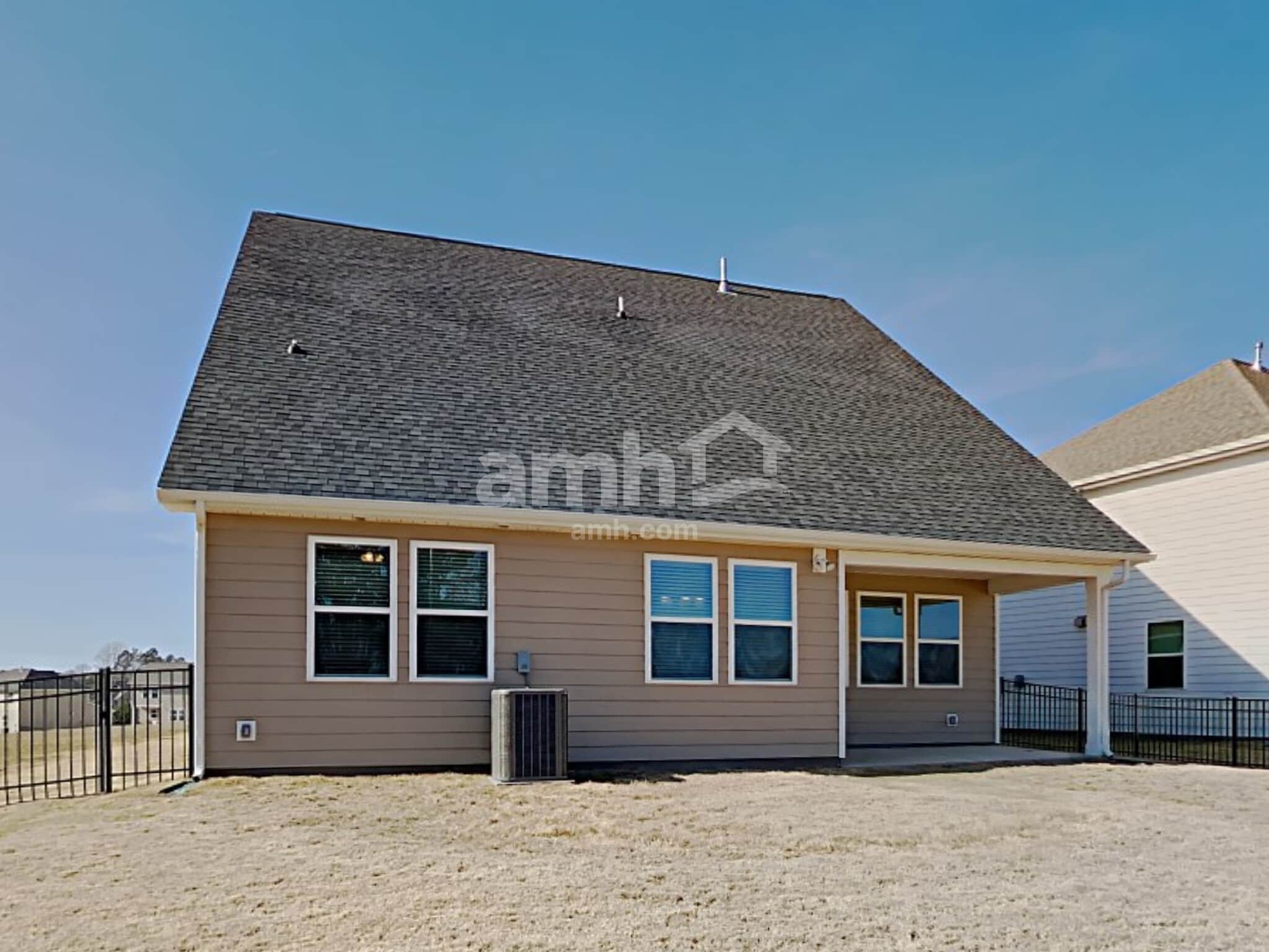 Building Photo - 115 Samara Ln