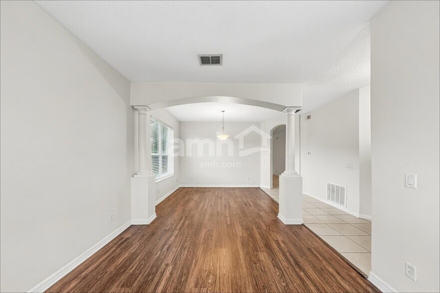 Building Photo - 1726 Palmerston Cir