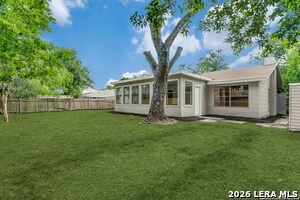 Building Photo - 8214 Banbury Dr