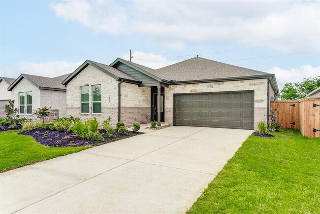Building Photo - 16542 Texas Palmetto Wy