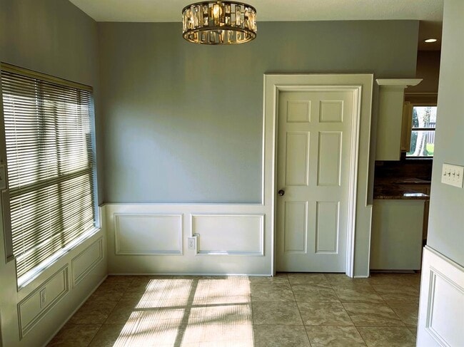 Building Photo - 18315 Cransley Dr