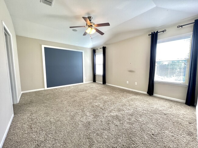 Building Photo - 18001 Moreto Loop