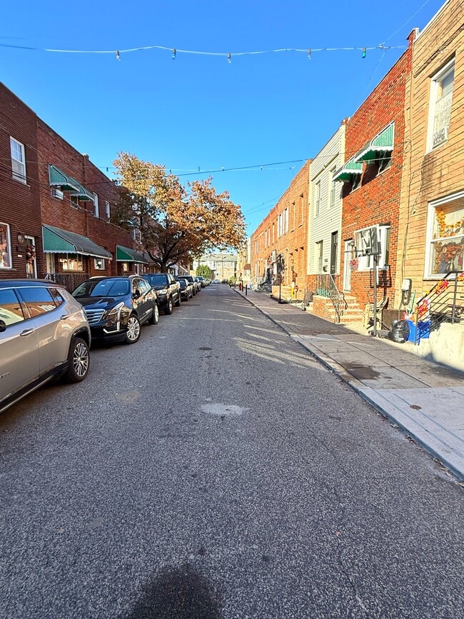 Building Photo - 2635 S Bouvier St