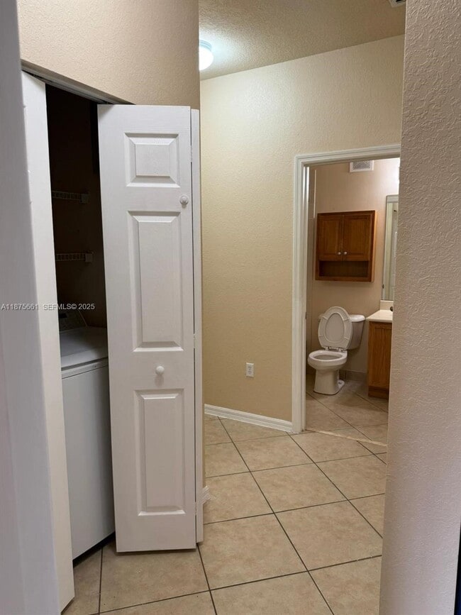 Building Photo - 13218 SW 44th St