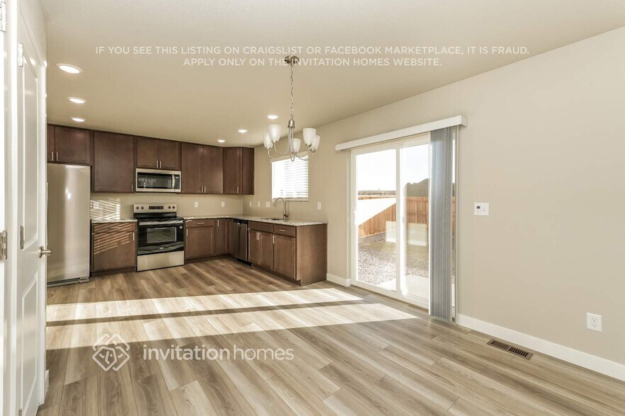 Building Photo - 11739 Mission Peak Pl