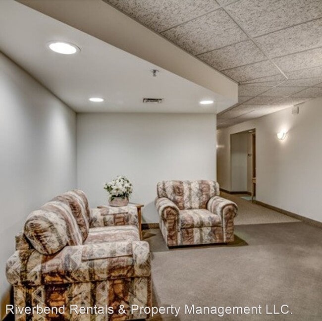 Building Photo - 4880 Otteson Ln