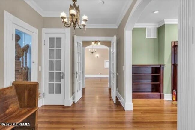 Building Photo - 511 4th Ave