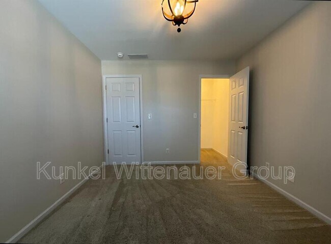 Building Photo - 2244 Haverford Dr