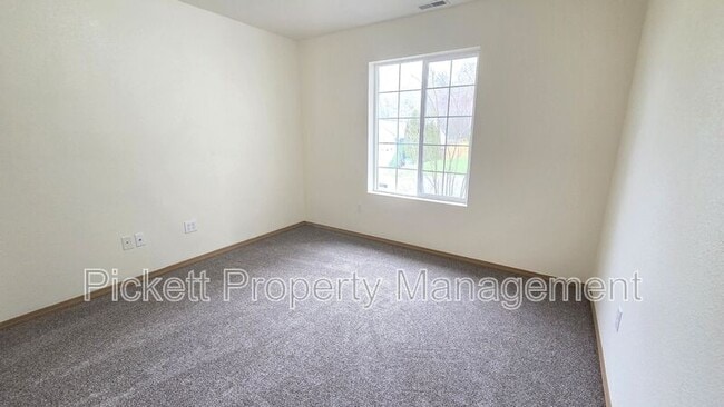 Building Photo - 2122 Tidepool Pl E