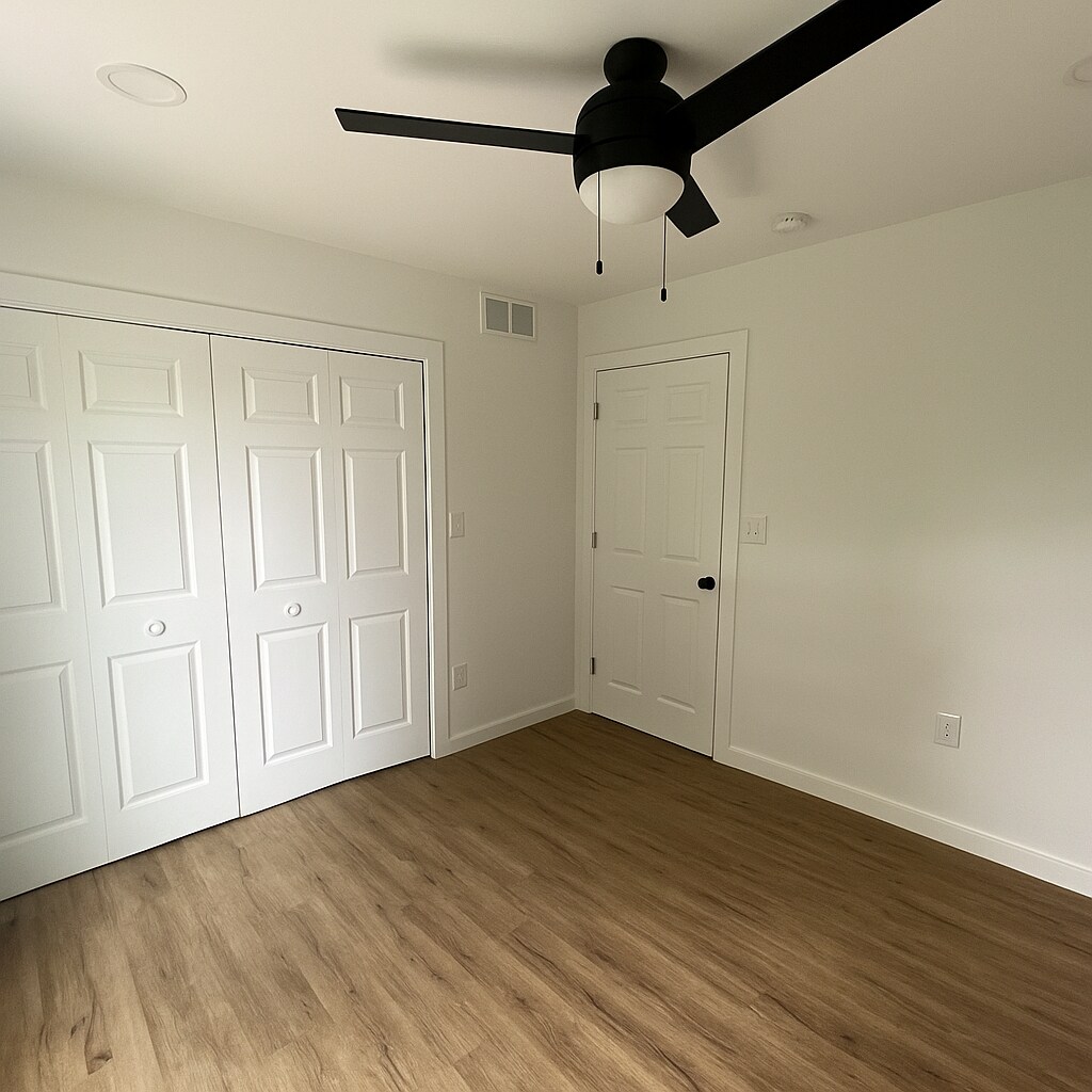 Building Photo - 1462 Hamlet St