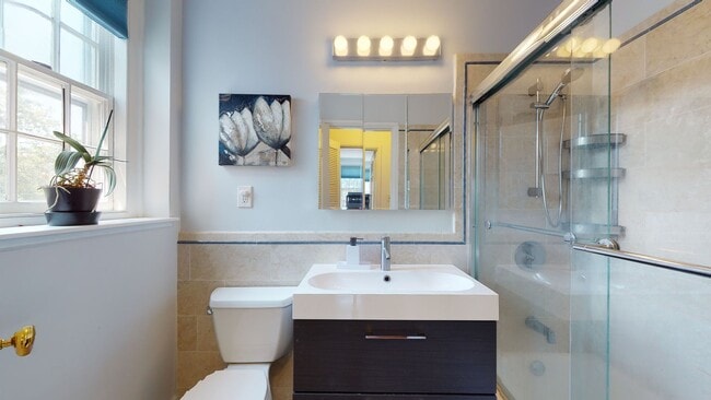 Building Photo - McLean Gardens 1,000 Sq Foot Loft Style Ap...