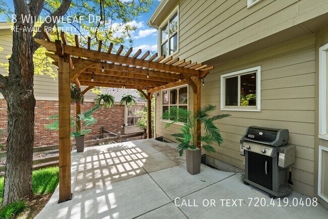 Building Photo - 8 Willowleaf Dr