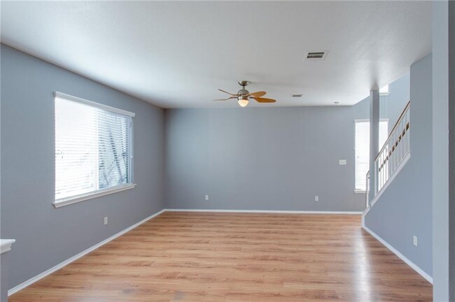 Building Photo - 1415 Fort LLoyd Pl