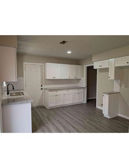 Building Photo - 10922 Lockgate Ln