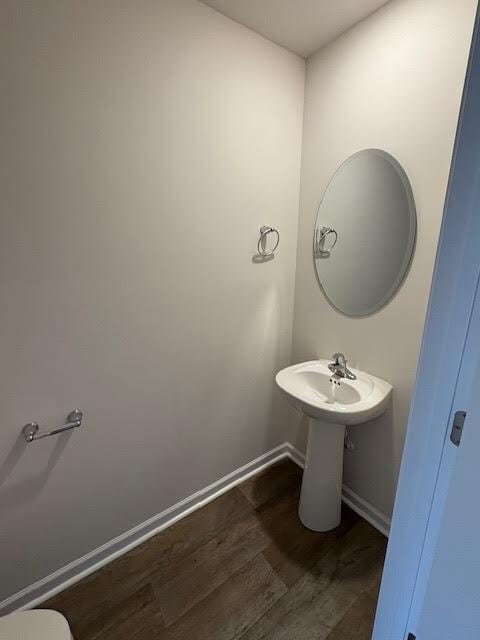 Building Photo - "Charming 3-Bed Townhouse with Granite Ele...