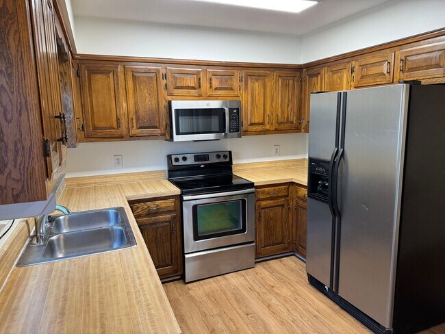 Building Photo - Brentwood Pointe Condo in Cool Springs
