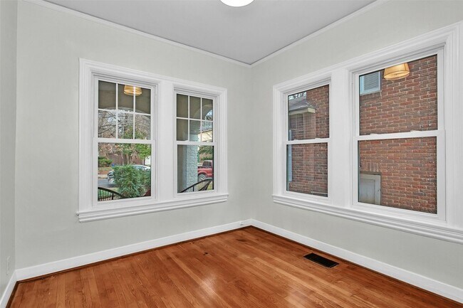 Building Photo - 4204 Prescott Ave