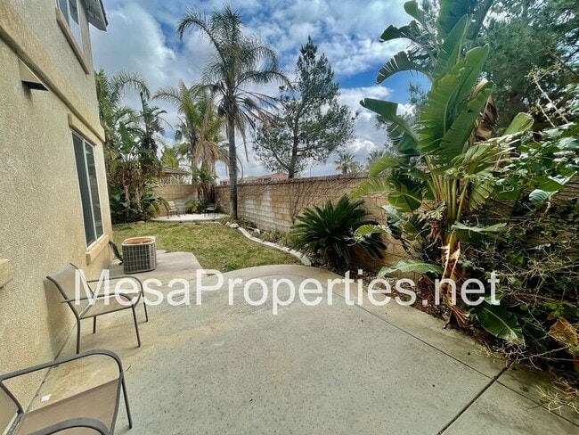 Building Photo - 15471 American Way