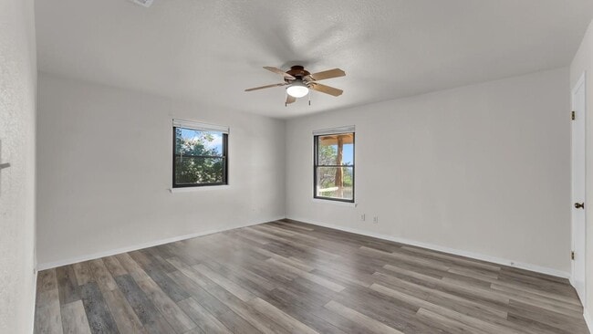 Building Photo - 352 Lookout Mountain