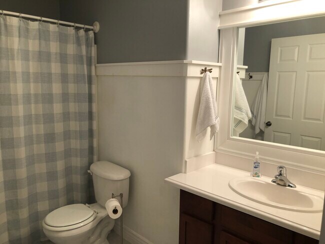 2nd full bathroom - 156 S 1100 W