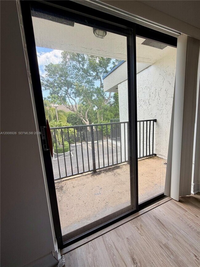 Building Photo - 3225 Bird Ave