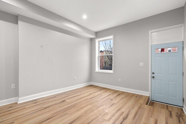 Building Photo - 226 N Collington Ave