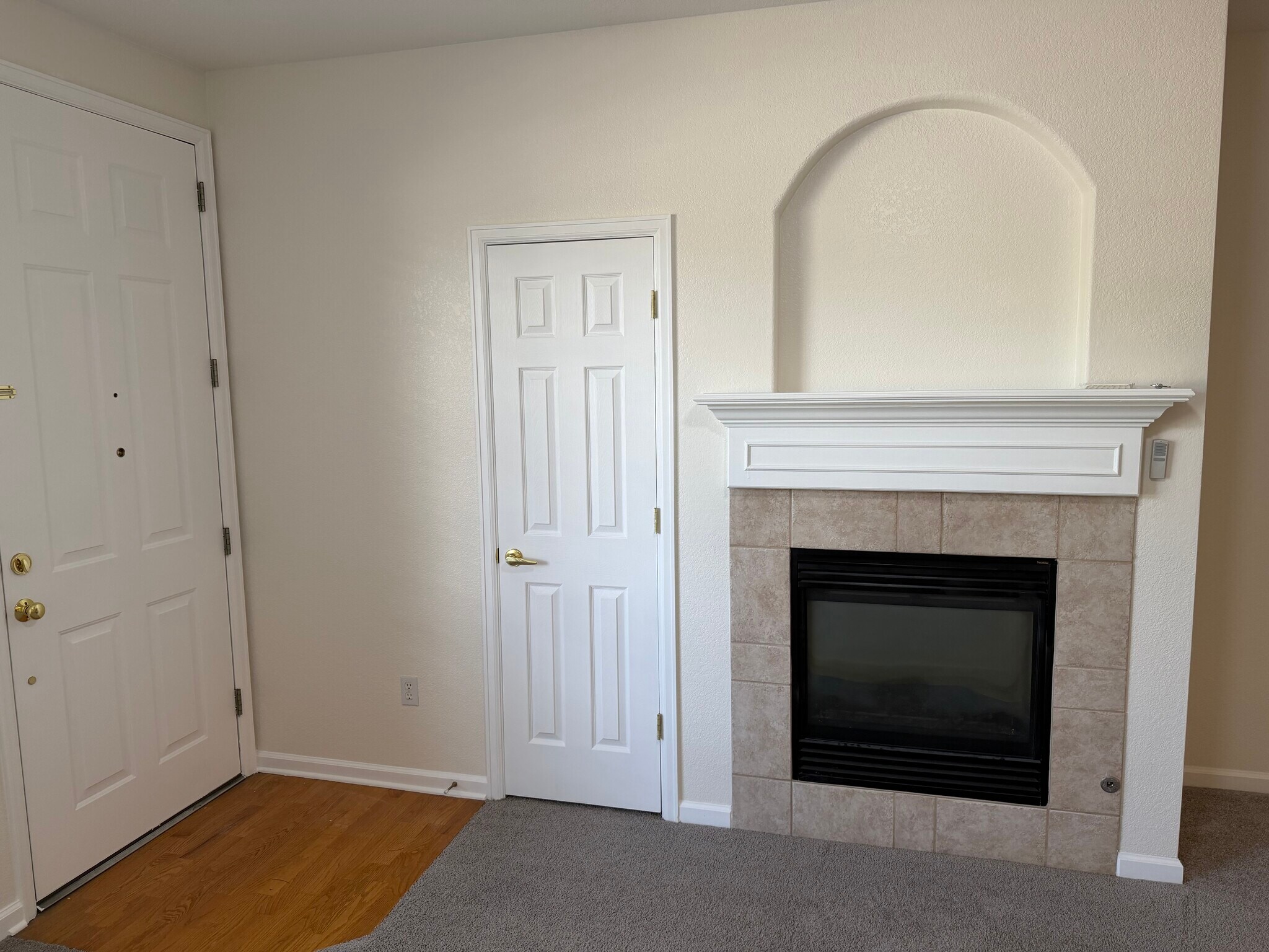 Building Photo - 7131 S Wenatchee Way