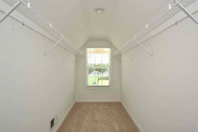 Building Photo - Brand New Hugston Home Near Lee Scott Acad...