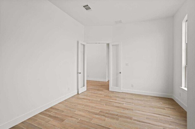 Building Photo - 1454 Lyme Pk