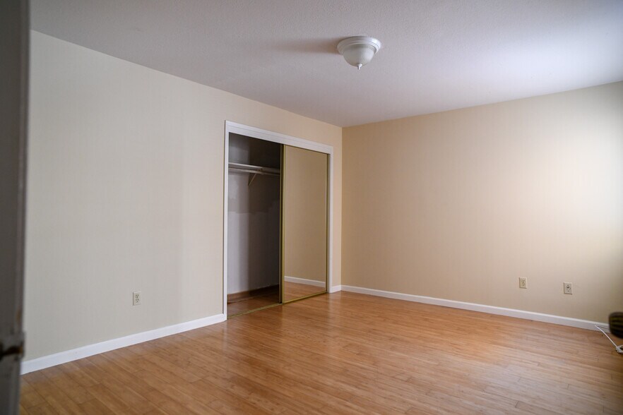 Bedroom - 125 Palm Ave