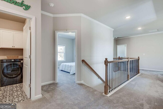 Building Photo - 7540 Carson Ct