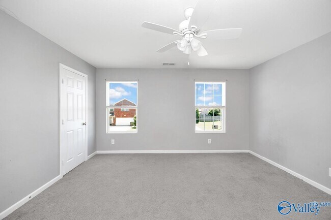 Building Photo - 3571 Avalon Lake Dr SW