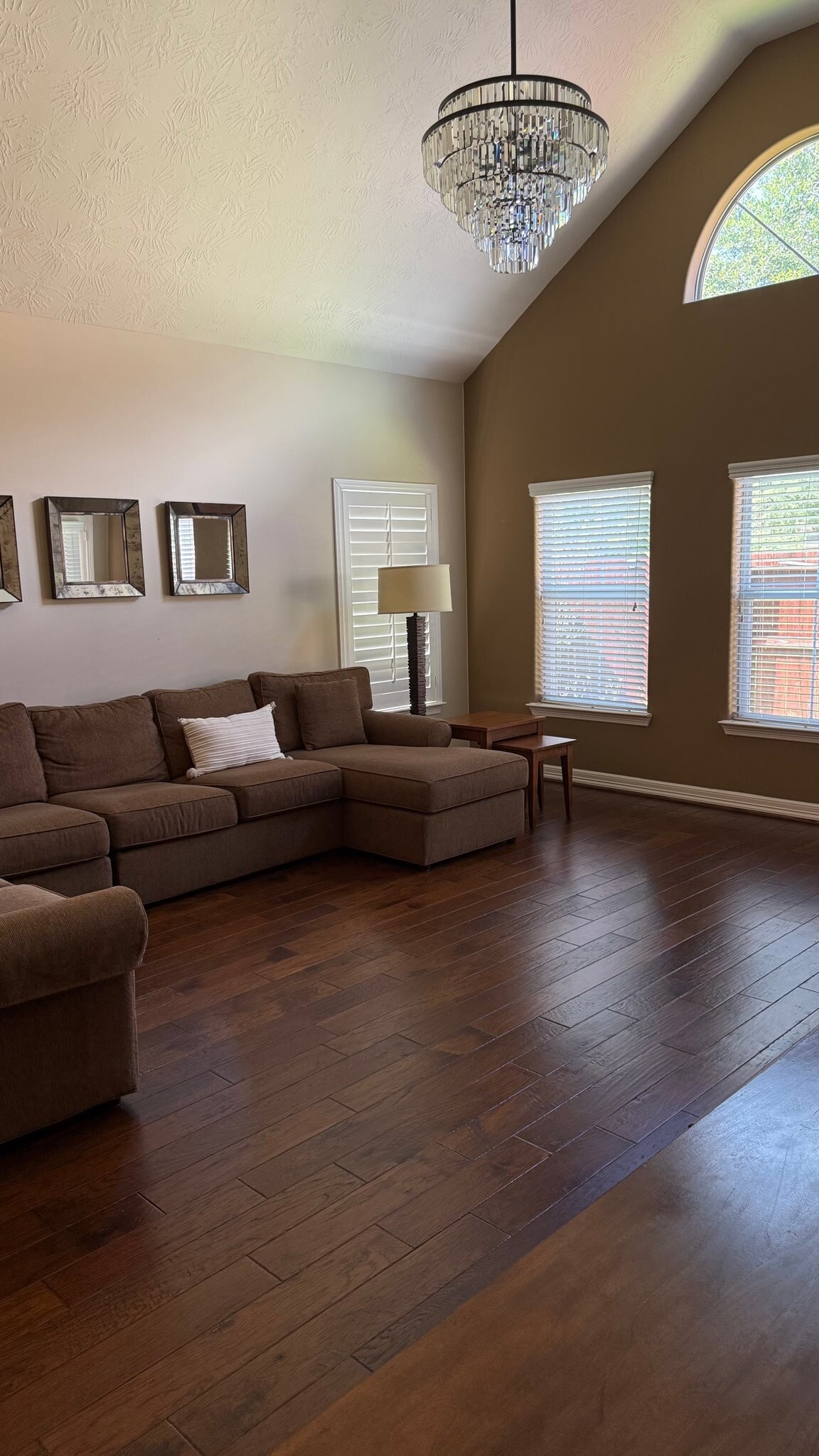 Building Photo - 4014 Waterford Ln