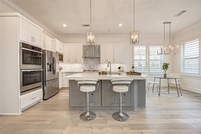 Building Photo - 13703 Northwood Meadow Cir