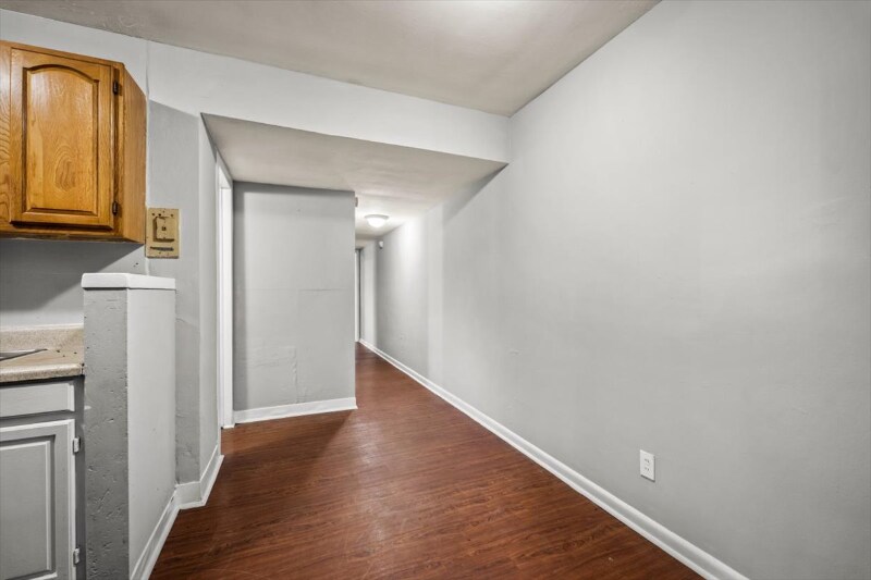 Building Photo - 1829 Lambert St