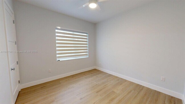 Building Photo - 1027 Snapper Ln