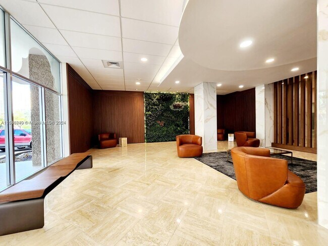 Building Photo - 250 174th St