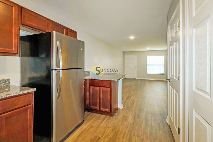 Building Photo - 8148 Juniper Rd