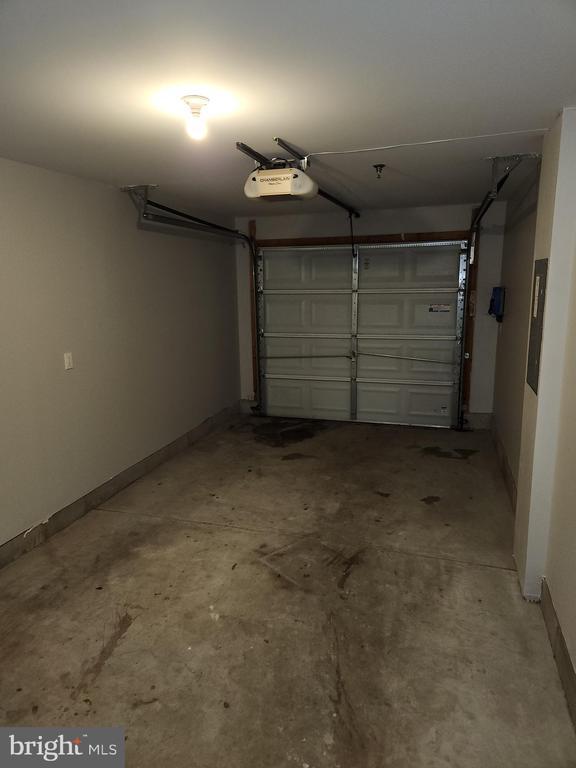 Building Photo - 1038 Lamberton St