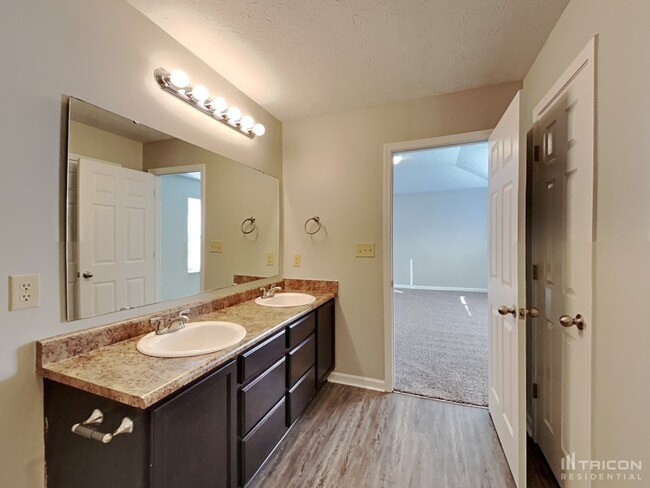 Building Photo - 2613 Harshaw Ct