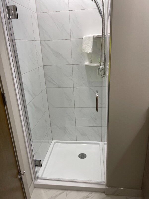 Building Photo - 1417 W 9th St