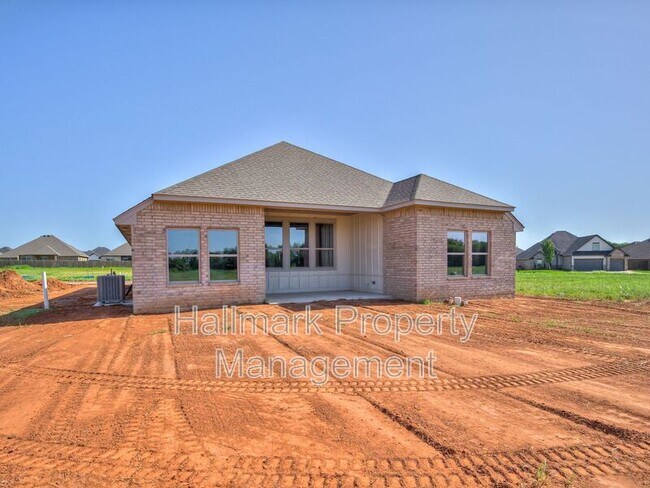 Building Photo - 11704 SW 48th St