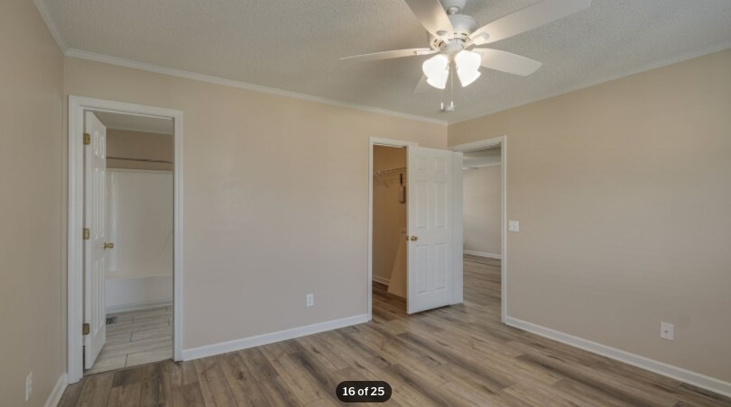 Building Photo - 305 Brittany Park Pl