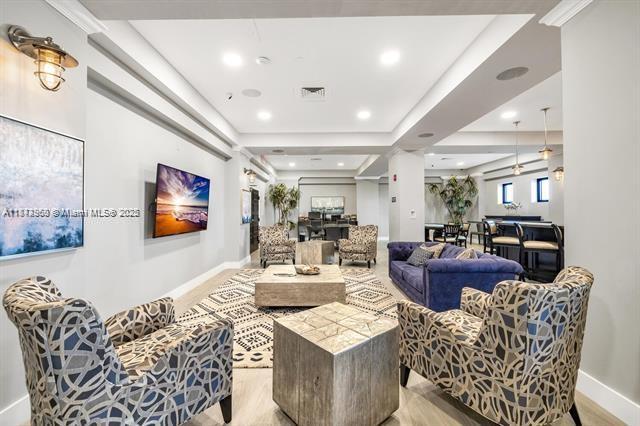 Building Photo - 2501 S Ocean Dr
