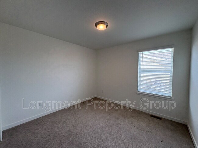 Building Photo - 3518 Sawtooth St