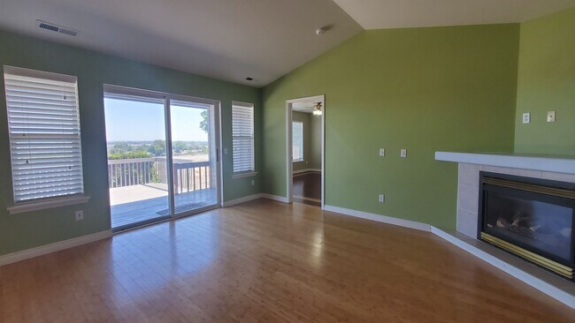 Building Photo - 2452 N Rhode Island Ct