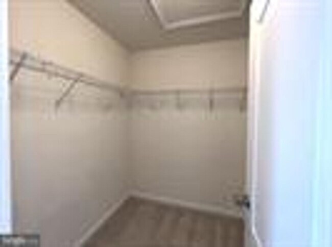 Building Photo - Beautiful 3bd 2/2bths town home in Summerfield Village!