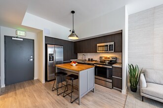 Building Photo - 3130 Heritage Trl