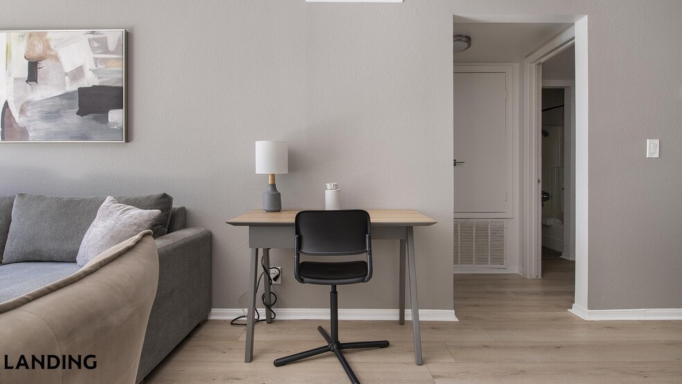 Building Photo - 1455 E Katie Ave