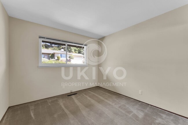 Building Photo - 4081 Oak Hill Rd